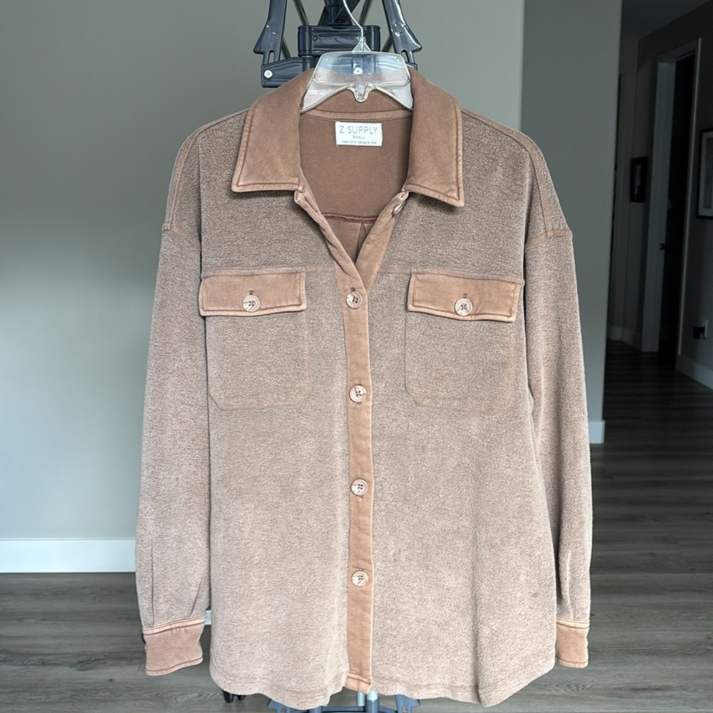 Z Supply Austen Washed Button-Up Long Sleeve Jacket (Small)